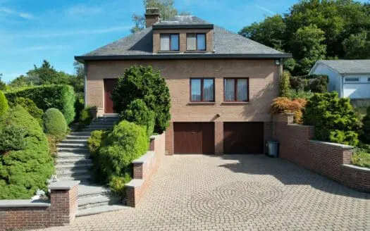 Huis te koop  4 slaapkamers 335 m², 749000 €