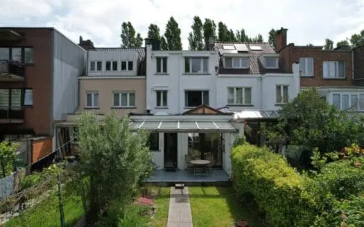 Huis te koop  5 slaapkamers 200 m², 485000 €