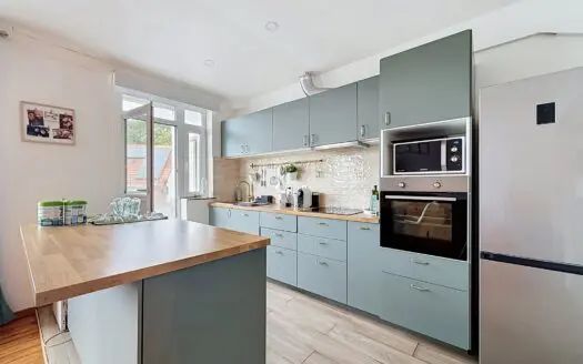 Appartement à louer  1 chambre 75 m², 950 €