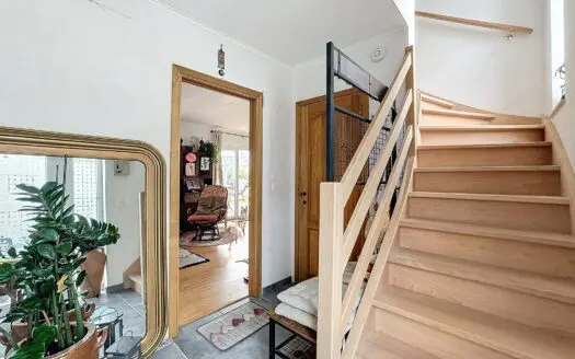 Appartement à louer  2 chambres 130 m², 1300 €