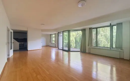 Appartement à louer  2 chambres 135 m², 1800 €