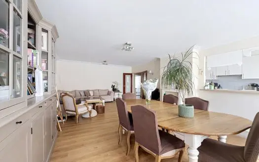 Appartement à vendre  3 chambres 124 m², 299000 €
