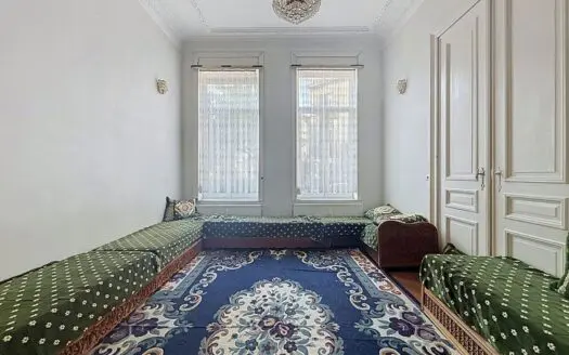 Maison à vendre  4 chambres 300 m², 550000 €