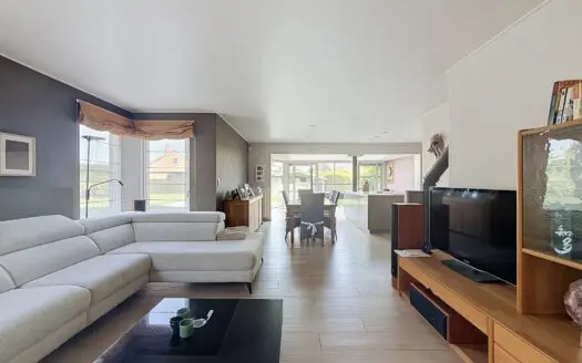 Maison à vendre  6 chambres 225 m², 525000 €