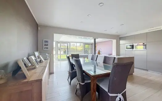 Maison à vendre  6 chambres 225 m², 525000 €