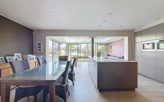 Maison à vendre  6 chambres 225 m², 525000 €