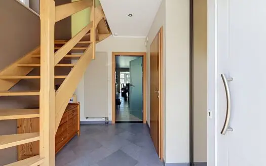 House for sale  6 bedrooms 225 m², 525000 €
