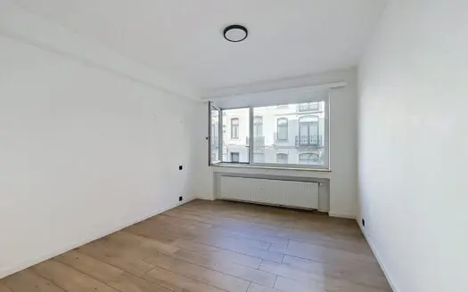 Appartement à vendre  2 chambres 88 m², 299000 €