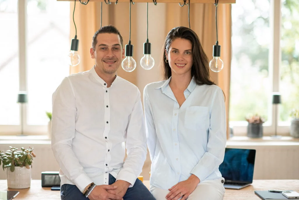 agent-immobilier-faire-visiter-sa-maison-à-vendre